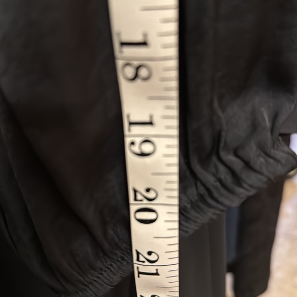 A New Day Black Top Gathered Neck, Dolman Sleeves. Size Medium NWT - Picture 10 of 11